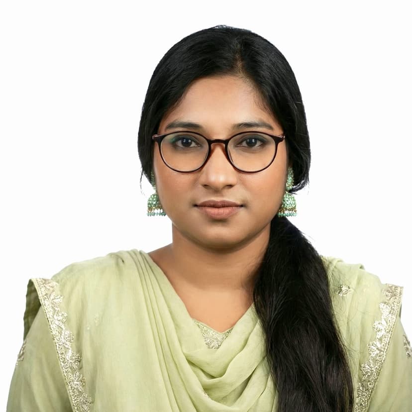 Joyi Ulfat, Senior Project Manager